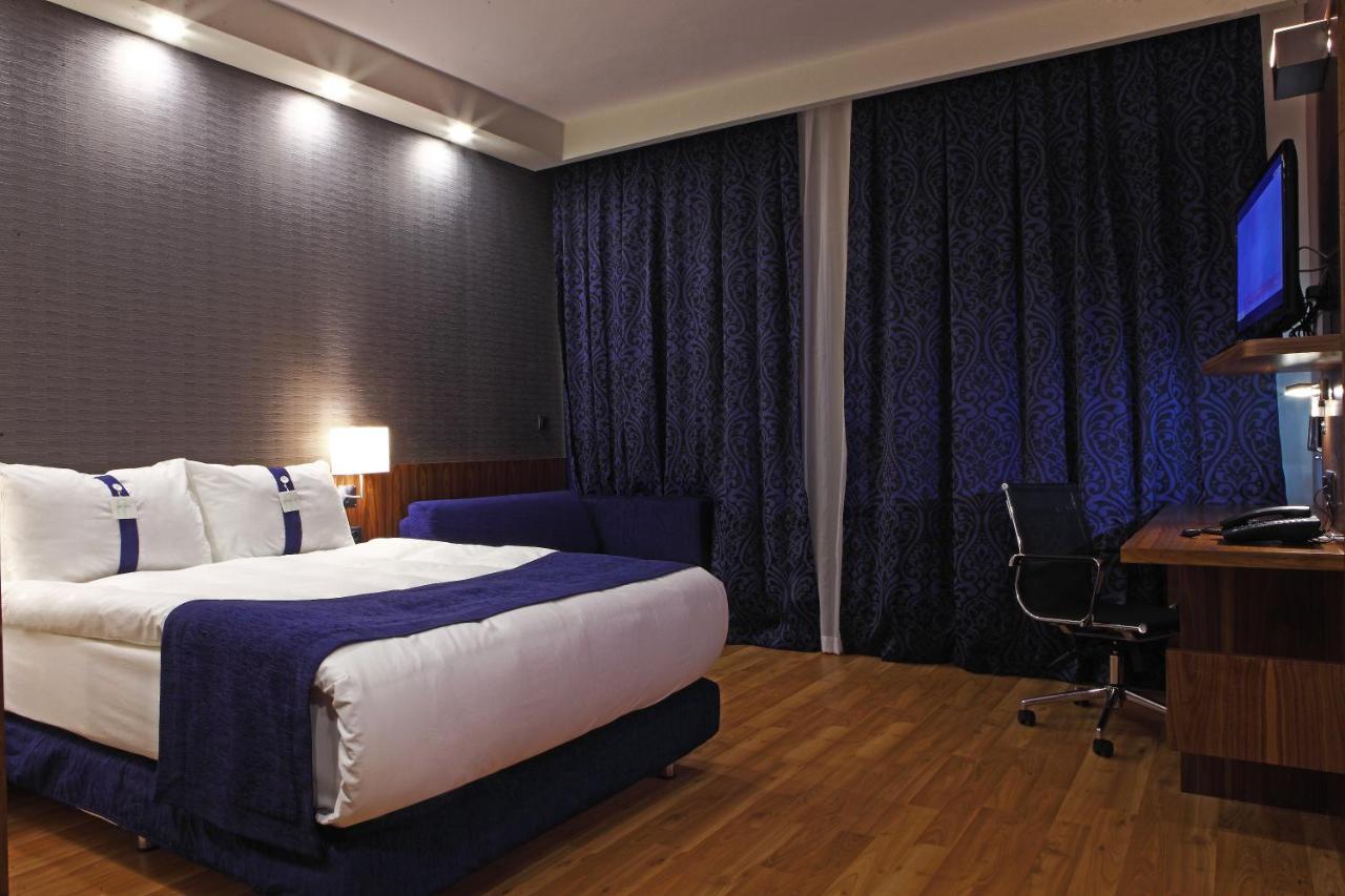 Holiday Inn Express Manisa-West By Ihg Quarto foto
